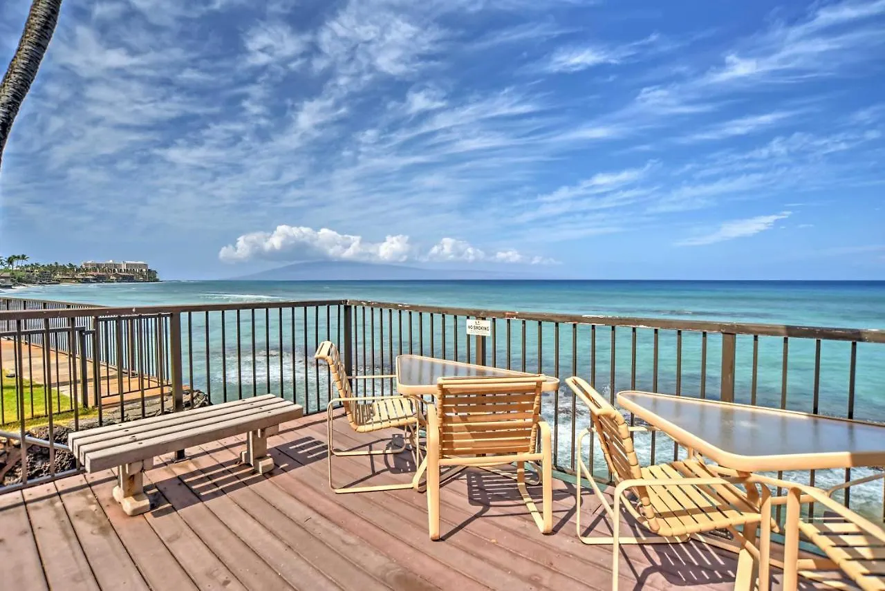 Oceanfront Lahaina Condo With Balcony And Pool Access! Kahana Apartment