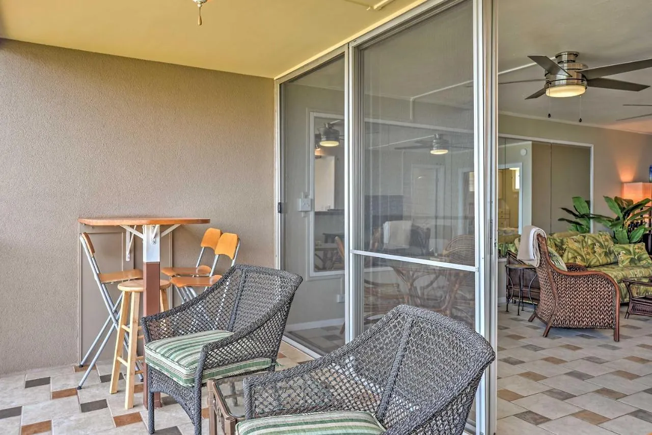 Oceanfront Lahaina Condo With Balcony And Pool Access! Kahana 0*,