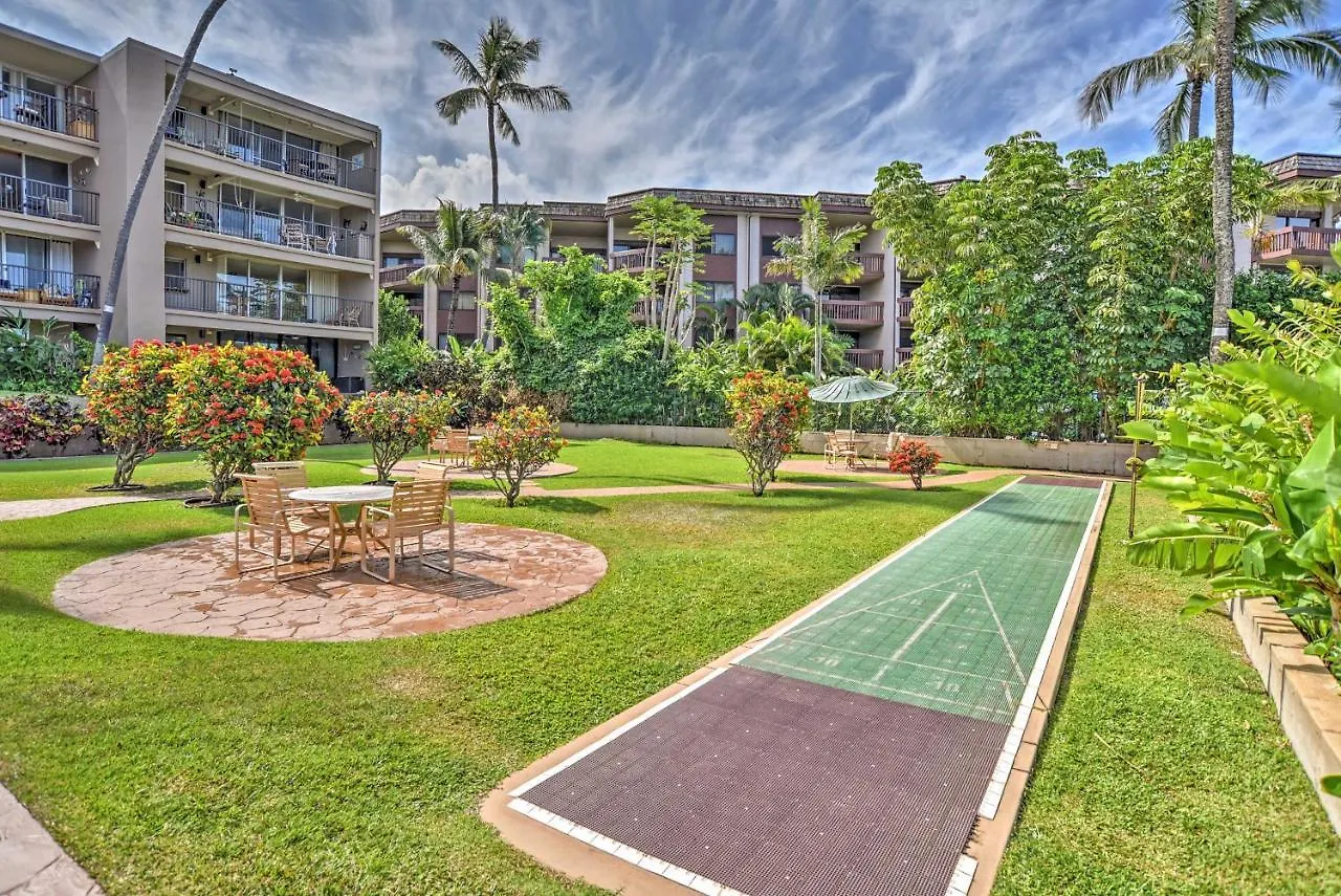 Oceanfront Lahaina Condo With Balcony And Pool Access! Kahana